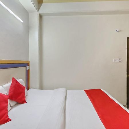 שימלה Hotel O Royal Inn מראה חיצוני תמונה