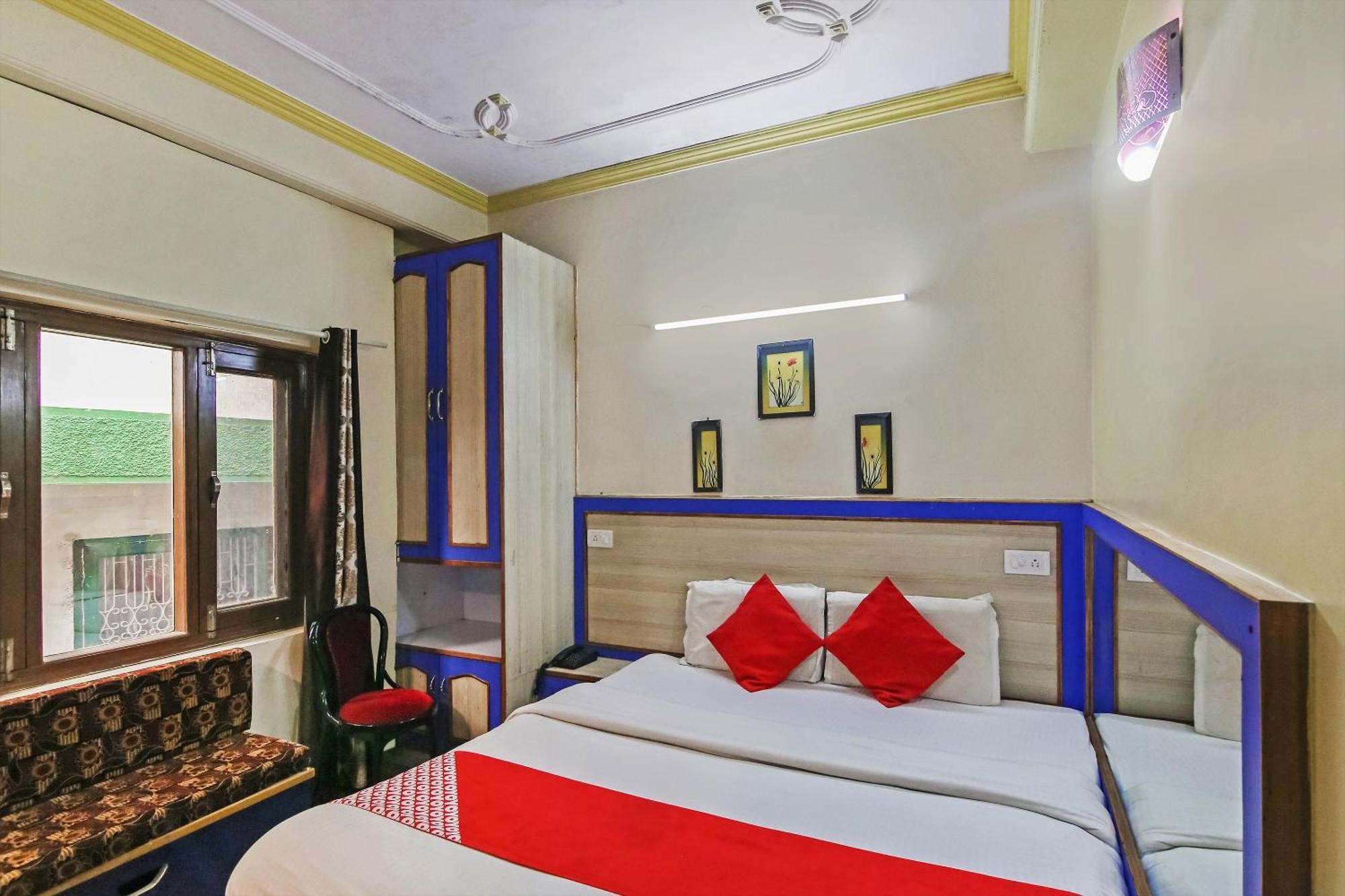שימלה Hotel O Royal Inn מראה חיצוני תמונה