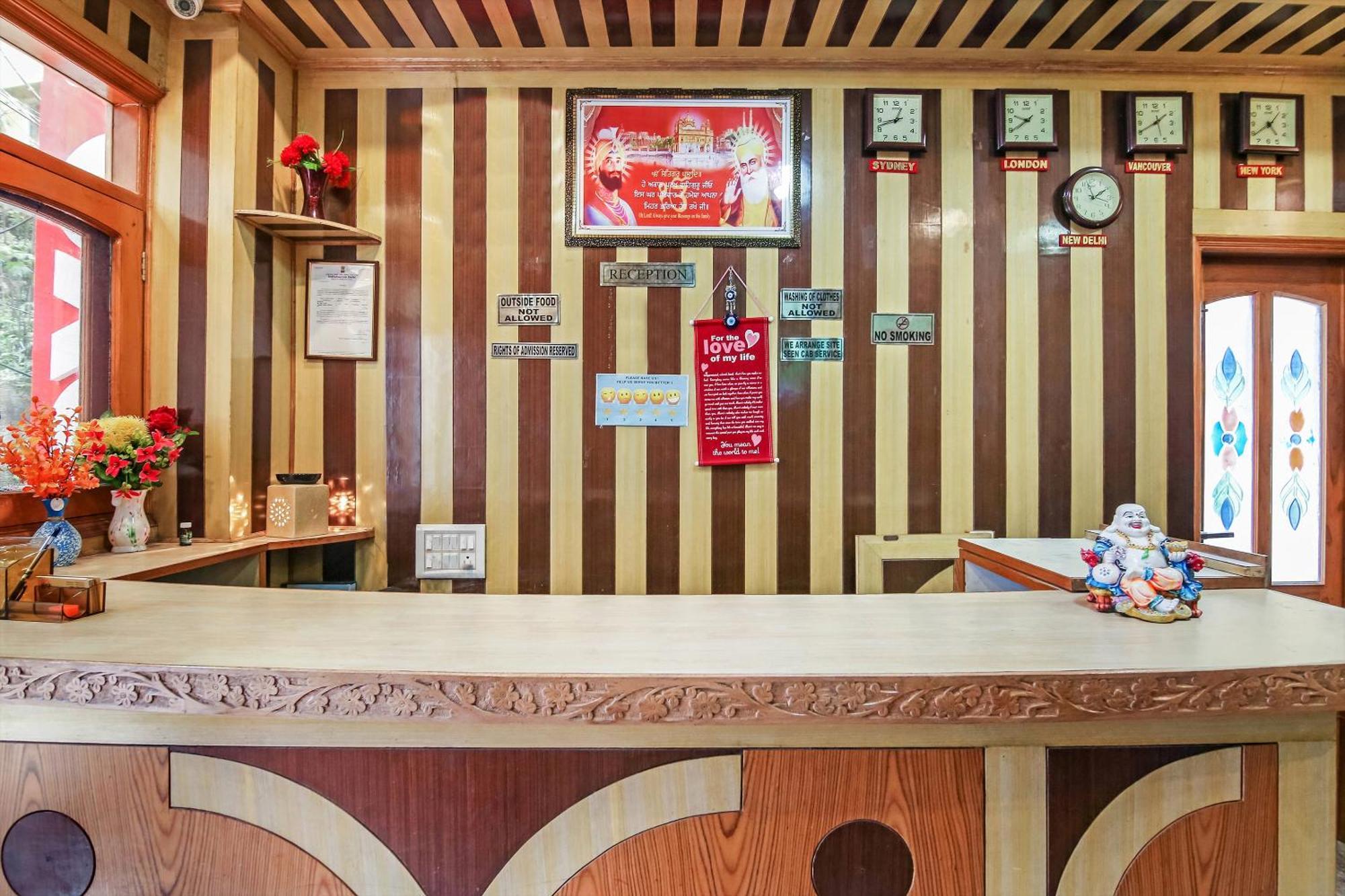 שימלה Hotel O Royal Inn מראה חיצוני תמונה
