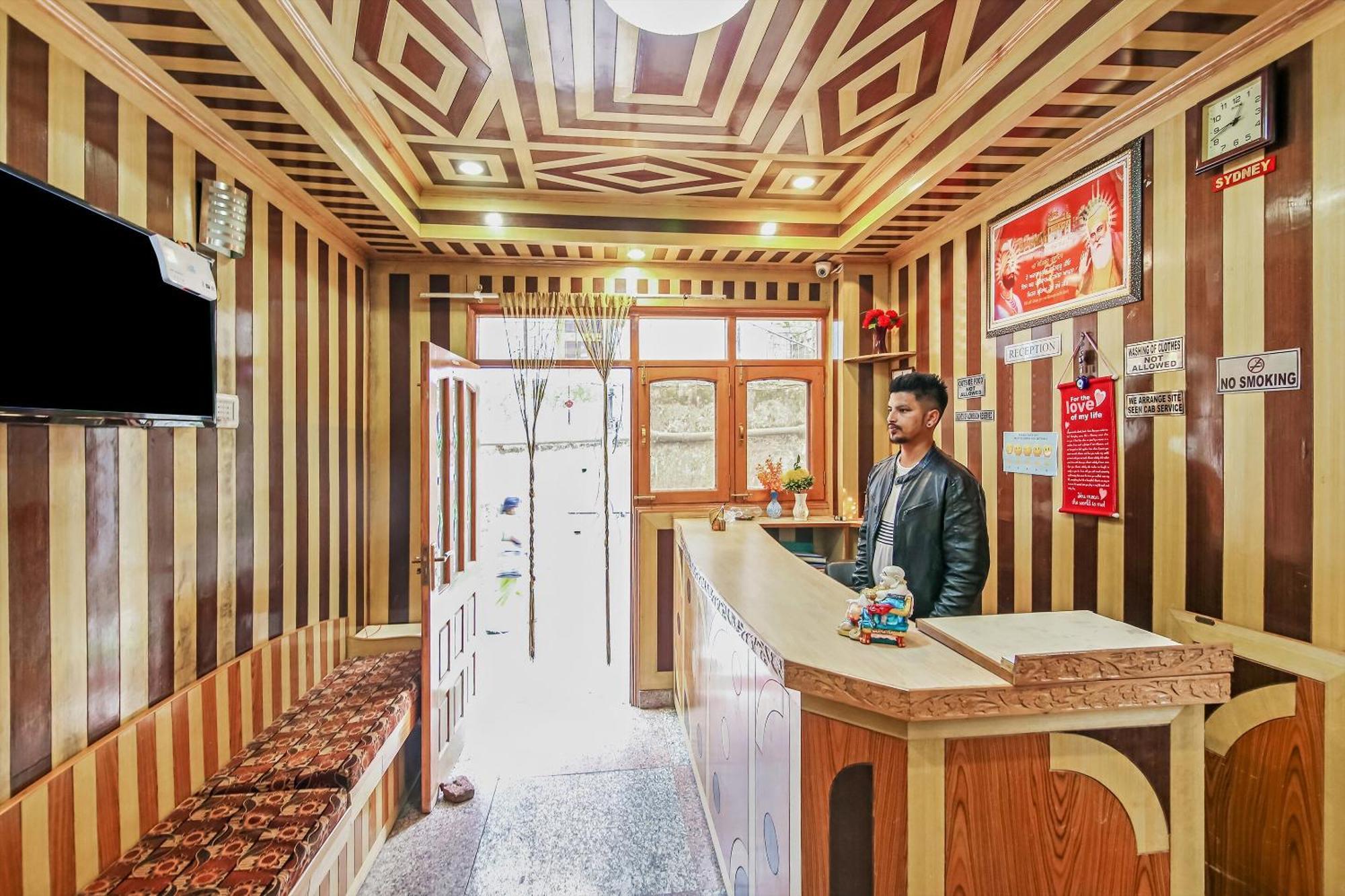 שימלה Hotel O Royal Inn מראה חיצוני תמונה